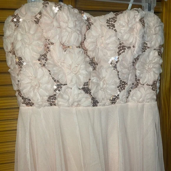 Floral Fancy Dress (Juniors) - Picture 3 of 6